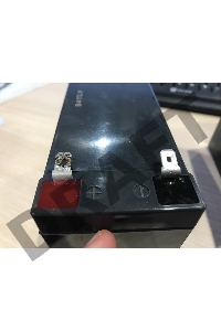 (Расплавлены клейма, исправен выдают 12.8 вольт) Батарея B.B.Battery BC 7.2-12 (12V 7.2Ah)