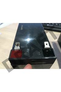 (Расплавлены клейма, исправен выдают 12.8 вольт) Батарея B.B.Battery BC 7.2-12 (12V 7.2Ah)