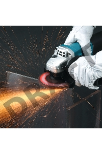 Углошлифовальная машина Makita 9557HNK6 840Вт 11000об/мин рез.шпин.:M14 d=115мм