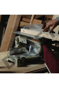 Пилы электрические дисковые, торцовочные Makita LH1040 Пила комб,{1650Вт,4800об\м,дискф260х30мм,рез-93х95мм,14кг,кор,наклон-45\0гр,поворот-45\45гр}