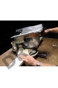 Пилы электрические дисковые, торцовочные Makita LH1040 Пила комб,{1650Вт,4800об\м,дискф260х30мм,рез-93х95мм,14кг,кор,наклон-45\0гр,поворот-45\45гр}