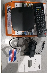 (Из ремонта, рабочий, гарантия 7 дней) Ресивер DVB-T2 Cadena CDT-1793 черный