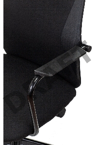 Кресло игровое Zombie ONE черный/карбон текстиль/эко.кожа с подголов. крестов. металл