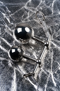 Стринги TOYFA Metal с двумя шарами, серебряные