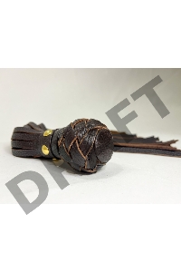 Коричневая генитальная кожаная плеть - 30 см.