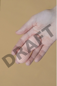 Вибрирующая насадка на палец Aliot, цвет персиковый (INFINITE)