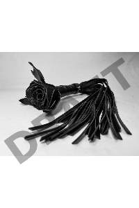 Черная кожаная плеть с розой в рукояти - 40 см.