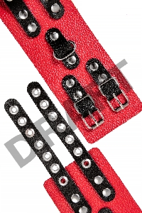 Наручники Pecado BDSM, мягкие, с двумя ремешками с люверсами, натуральная кожа, красно-чёрные