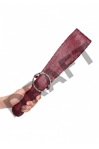 Бордовая шлепалка Belt Flogger - 54 см.