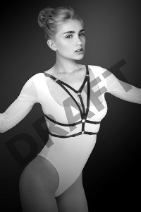 Bijoux Pour Toi Фиксация: упряжь на грудь Лора Harnais de poitrine elastique Laura